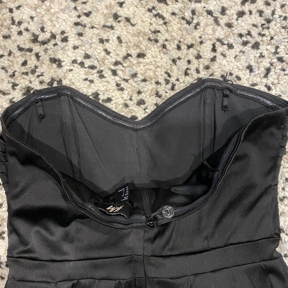 *sold* Little black dress - Picture 7 of 10